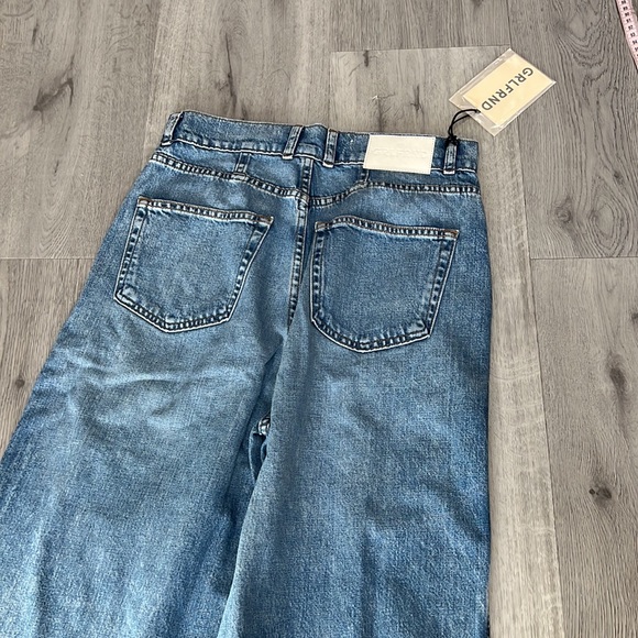 GRLFRND Morgan High Rise Pleated Wide Leg Jeans 100% Cotton Size 28 - Picture 8 of 10